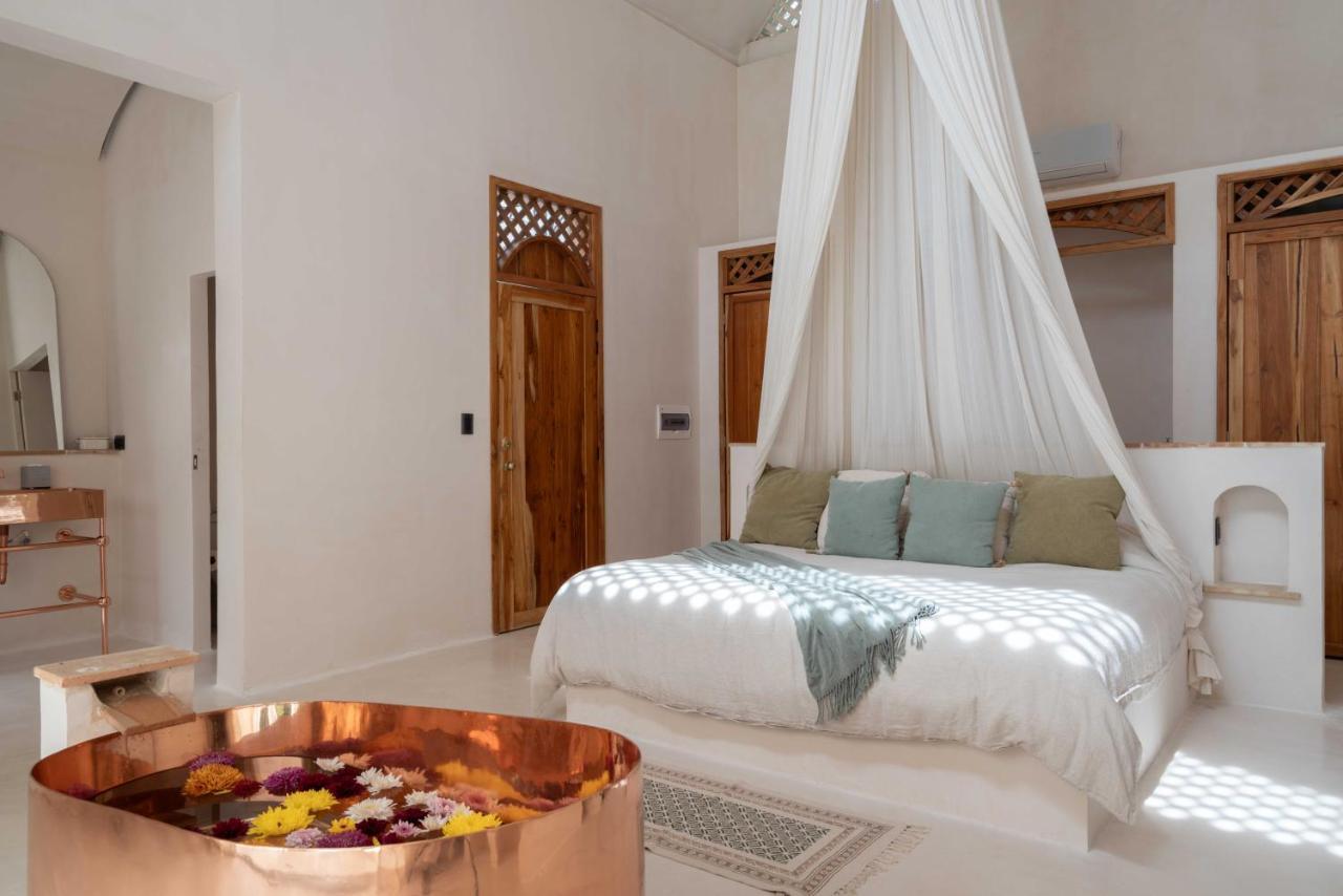 Anat Tantric Boutique Hotel Тулум Екстериор снимка
